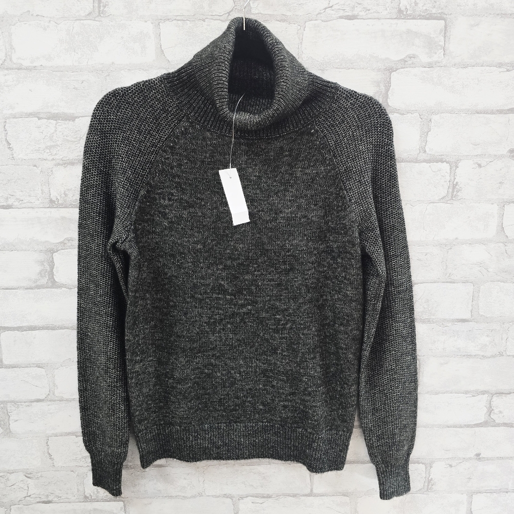 LOFT Turtleneck